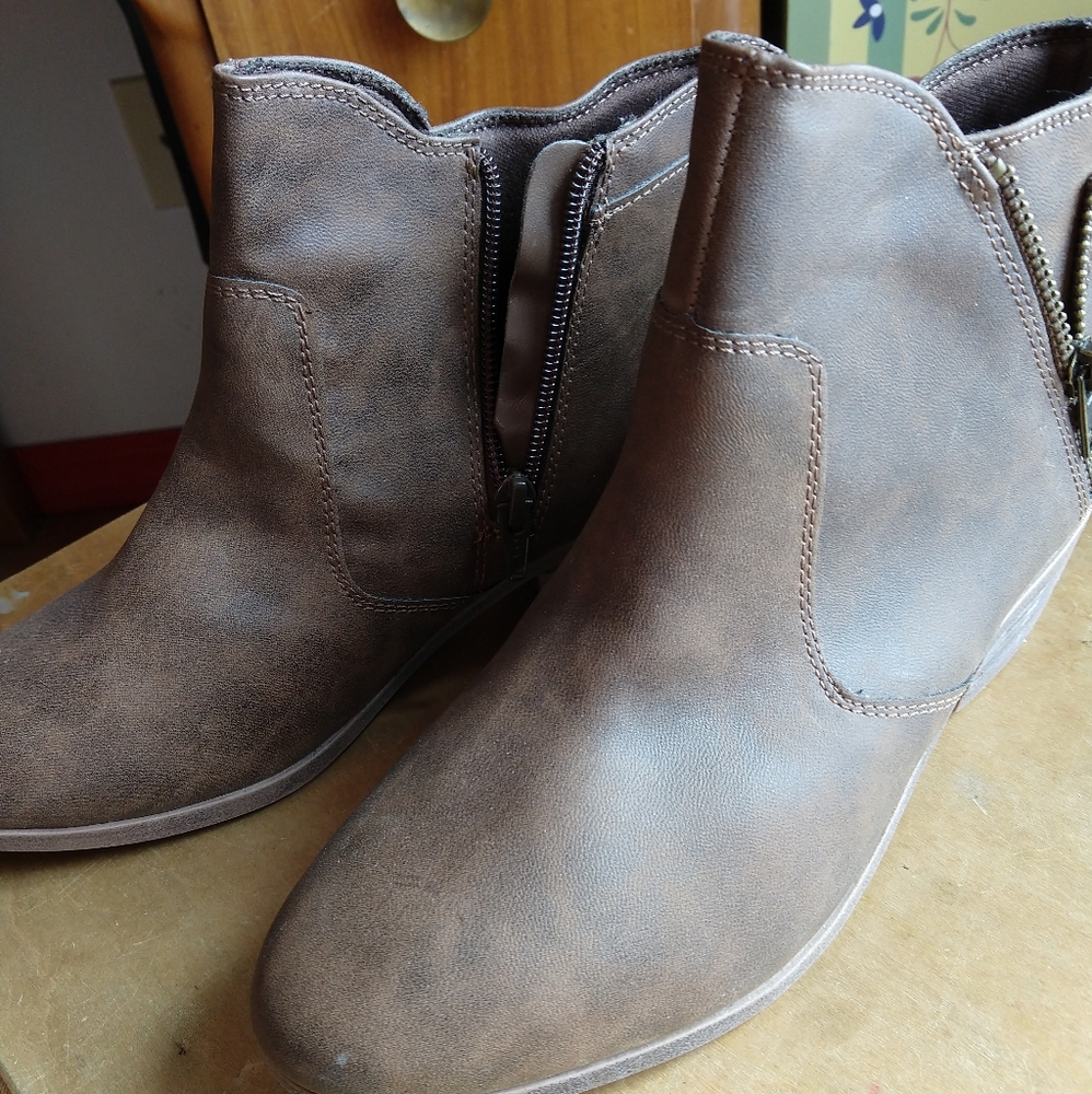 Brown Zipper Ankle Boots